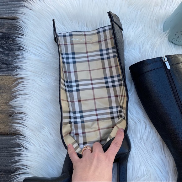 Burberry Knee-High Leather Heeled Boots 38 - Picture 3 of 13